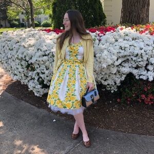 Yellow roses floral summer dress by Ann Taylor LOFT small size 4P
